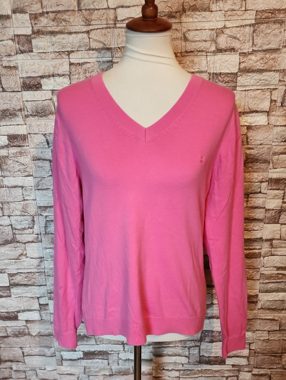 Lilly Pulitzer Pink V-Neck Long Sleeve Sweater
